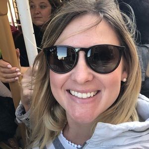 Meet your Posher, Andraya